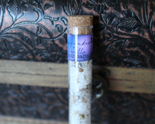 Load image into Gallery viewer, A tube of Lavender and Vanilla bath salts.
